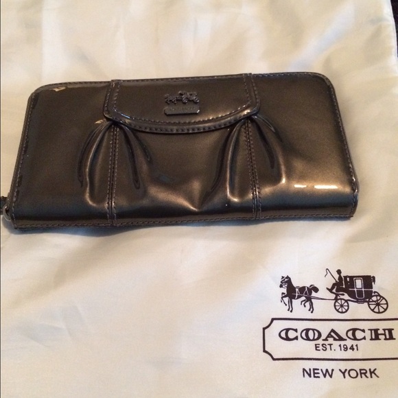 Coach Accordion Zip Wallet