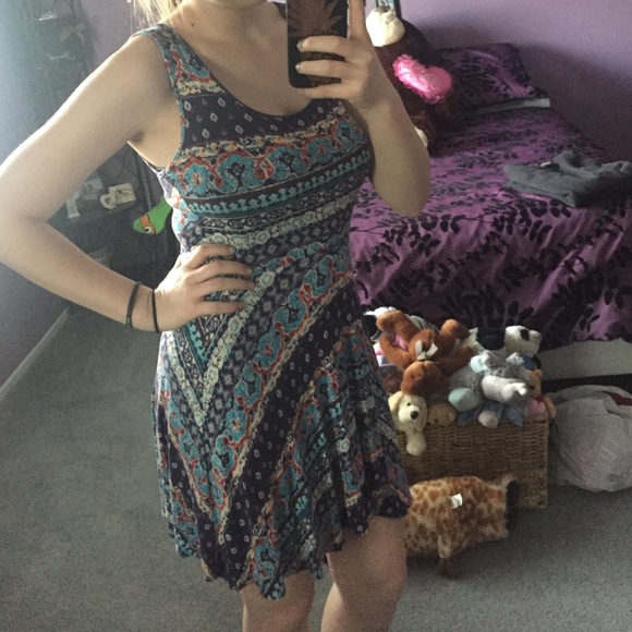 dress - Picture 3 of 4