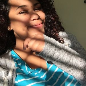 Meet your Posher, Ari