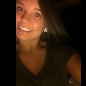 Meet your Posher, Paige