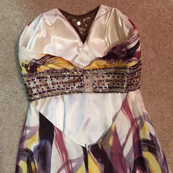 Prom Dress- strapless, mermaid - Picture 3 of 4