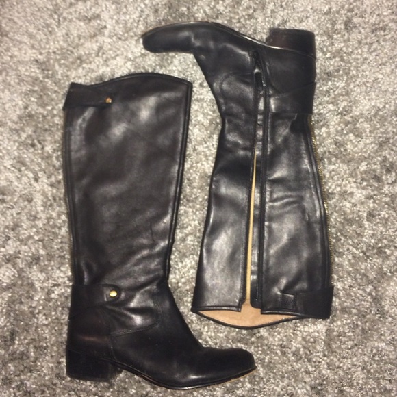 Black boots