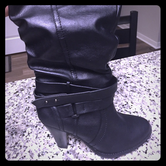 Shoes - Black heeled boots
