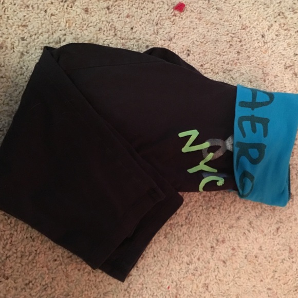 Aeropostale cut off yoga capris !