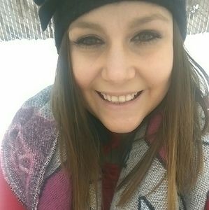 Meet your Posher, Jade