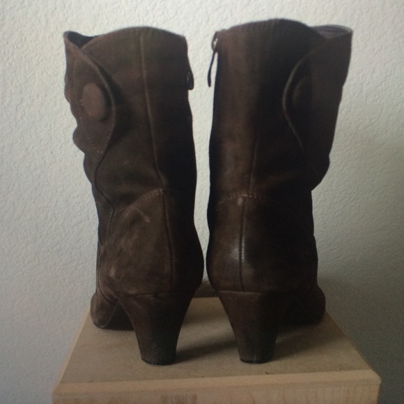 Michael Shannon Heeled Boots - Picture 3 of 4