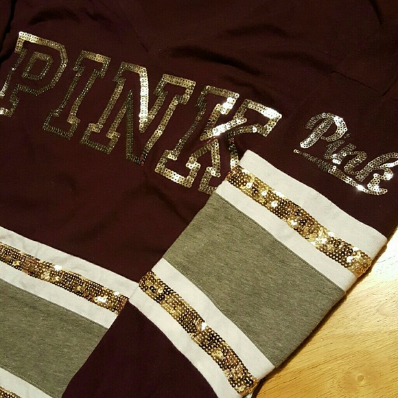 🚫SOLD🚫 Nwot medium vs pink bling crew - Picture 2 of 3
