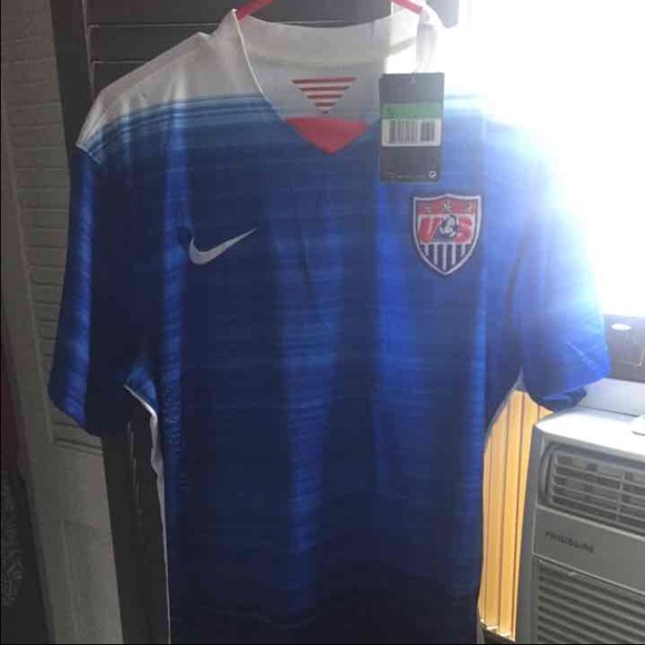 SOLD NWT USA soccer jersey