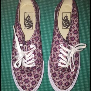 Multicolor Vans size 8