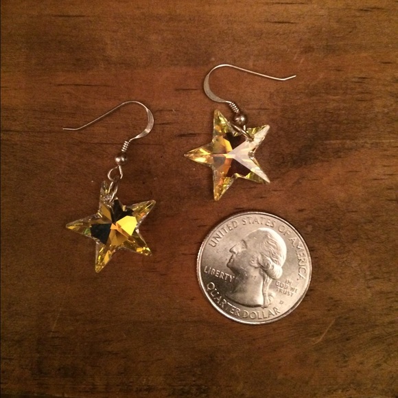 Clear star earrings - Picture 2 of 2