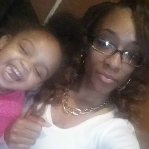 Meet your Posher, Alexia