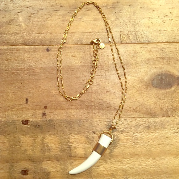 Stella & Dot Sahara Necklace