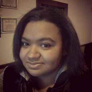 Meet your Posher, Carmella