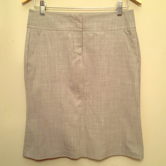 Theory stretch Wool Pencil Skirt Size 4