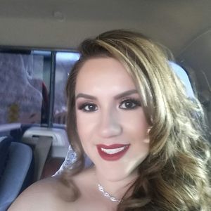 Meet your Posher, Angelica