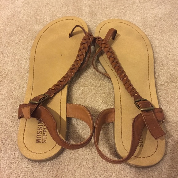 Brown Strappy Sandals sz9