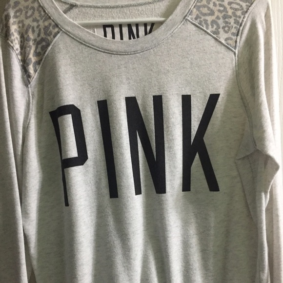 Vs Pink and Star Wars crop top bundle - Picture 3 of 4