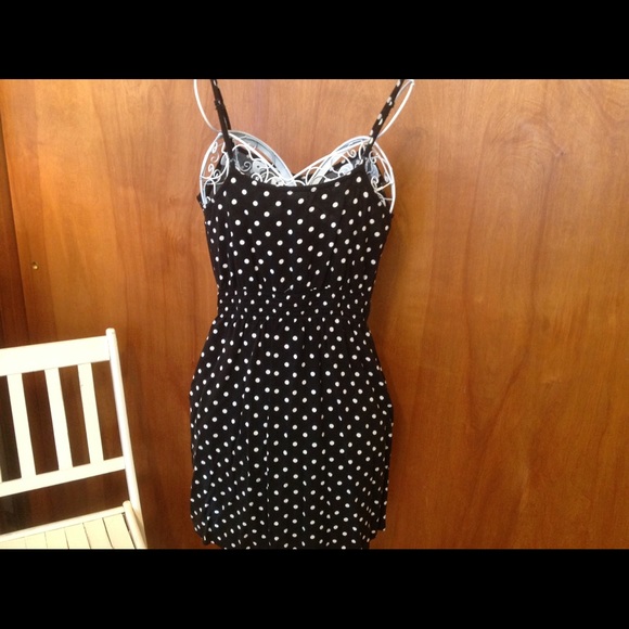 Elle black & white polka dotted sundress - Picture 3 of 4