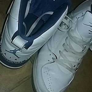 Worn 10 times ,great shape and little scuffs