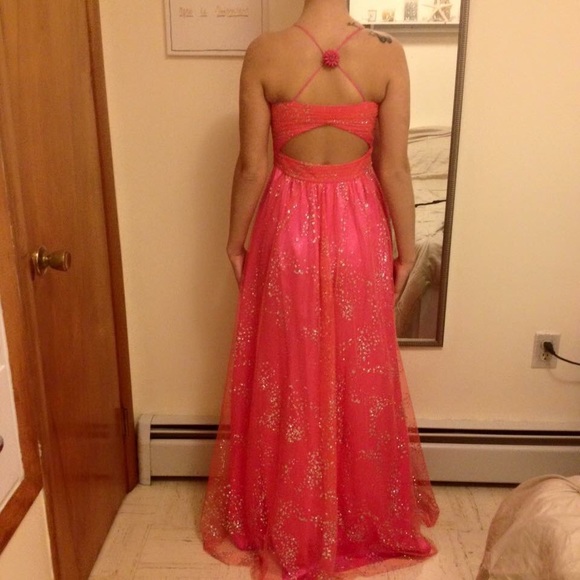 Prom dress - Picture 2 of 2