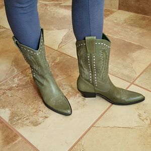 Boots, leather, green and light purple