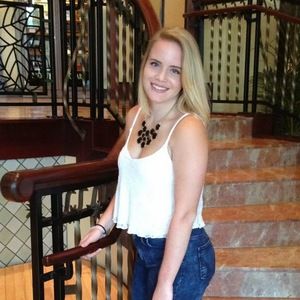 Meet your Posher, Ashley