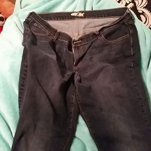 NWOT Old Navy boot cut jeans!