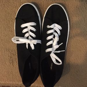 Black Forever 21 Canvas Tennis Shoes