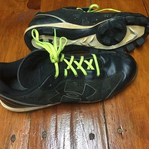 Ladies softball cleats size 10