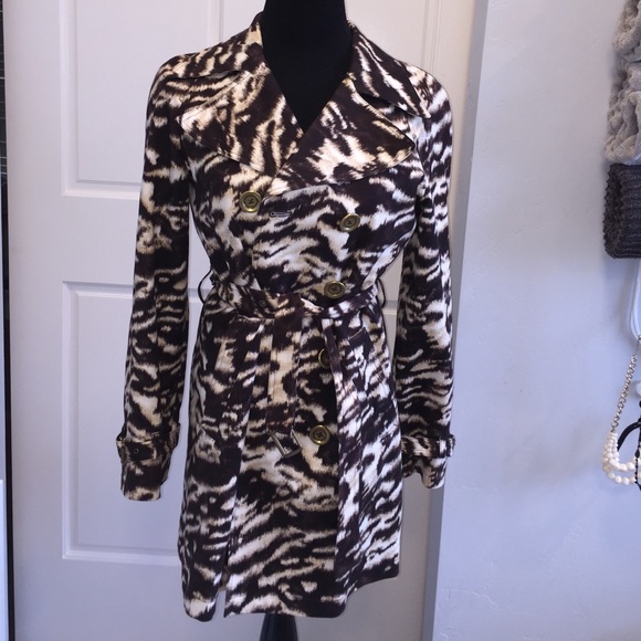 Micheal Kors Coat - Picture 1 of 4