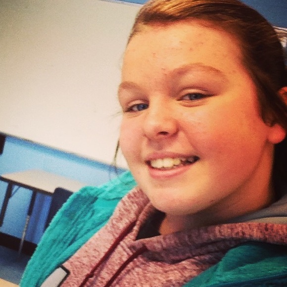 Meet your Posher, Kara - Picture 1 of 1