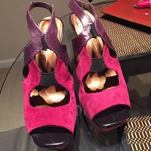 Jessica Simpson Sandals/ Heels