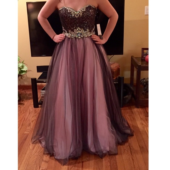 Prom dress