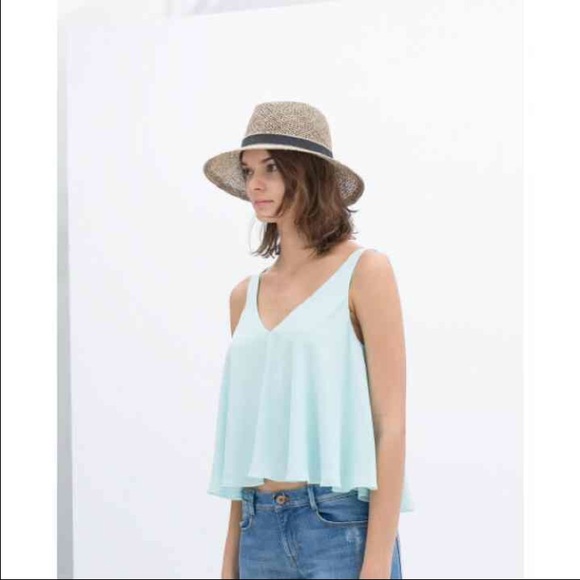 ‼️SOLD‼️ Zara - Mint top with Ribbon on the back - Picture 4 of 4