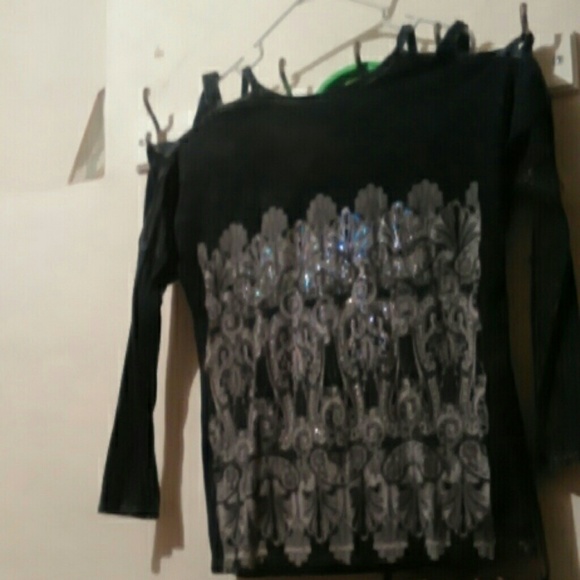 Vocal brand Gemmed shirt. EUC.PRICE NEGOTIABLE