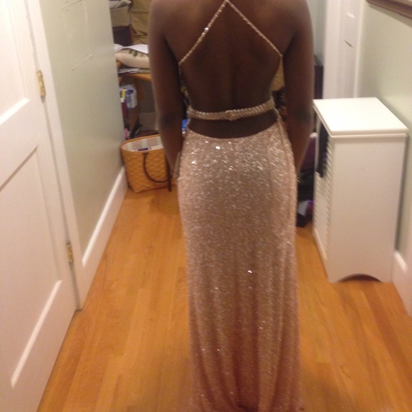 BRAND NEW PROM DRESS - Picture 2 of 4