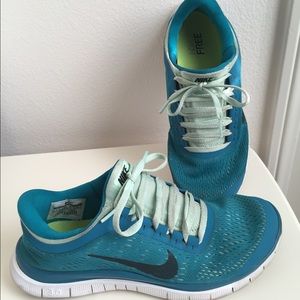 Women's Nike Free 3.0 running shoes