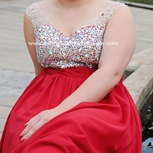 Red prom dress