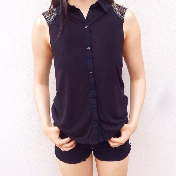 urban outfitters button up shirt