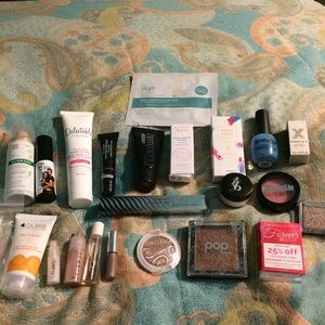 Misc Ipsy products for @dentalhygenius