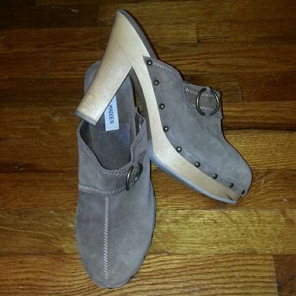 Steve Madden Clogs size 10