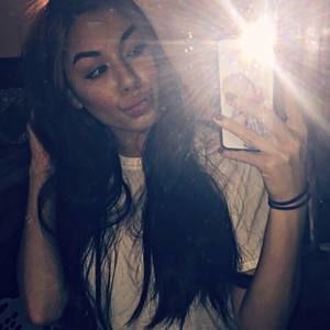 Meet your Posher, Karina