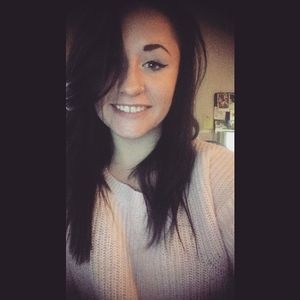 Meet your Posher, Sabrina