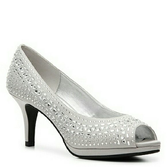 Kelly & Katie Pumps