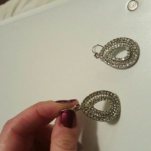 Classy silver tear drop earrings