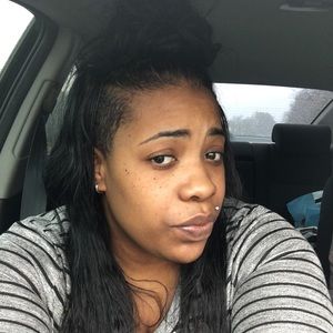 Meet your Posher, Brittney