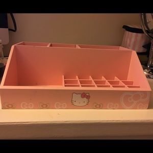 Hello Kitty cosmetics organizer