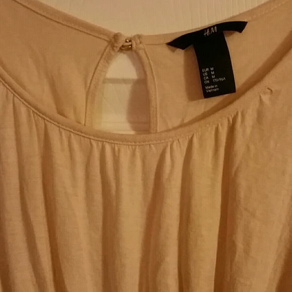 H&M Cream Flow Top - Picture 3 of 4