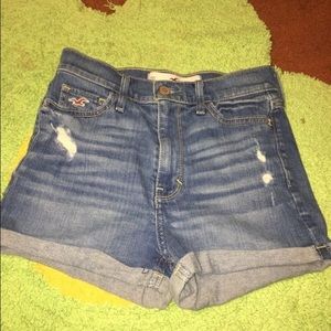 Hollister High-Wasted Shorts