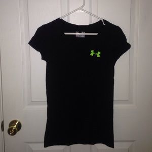 Black under armour shirt